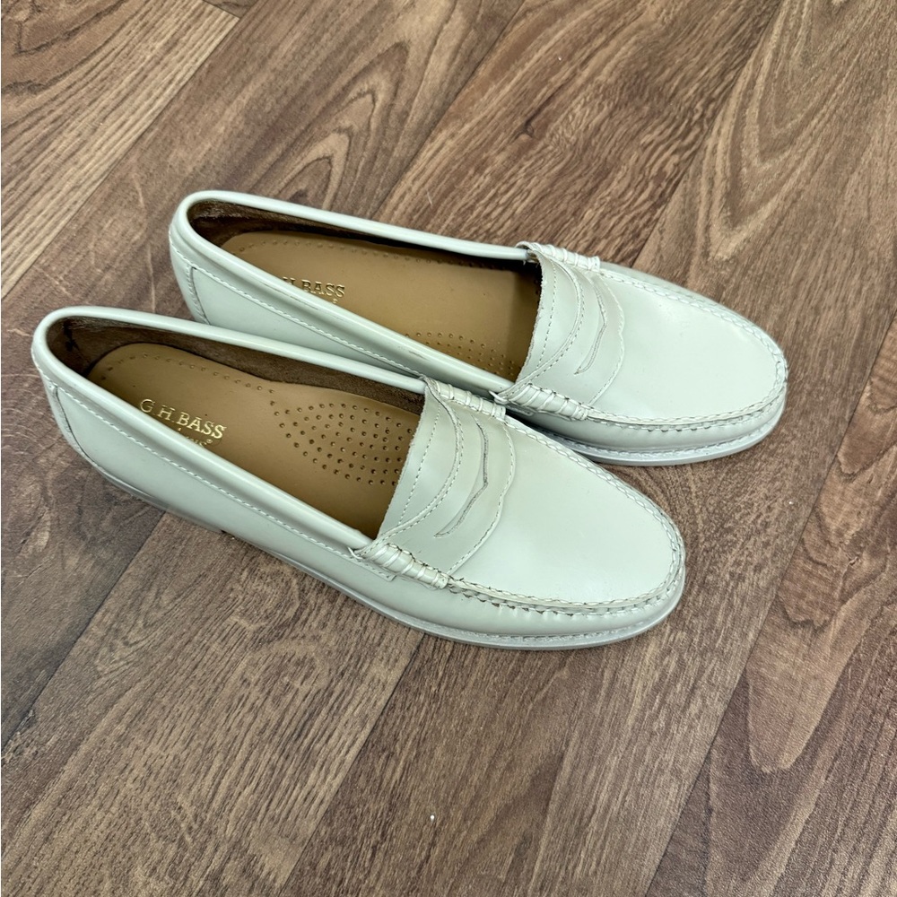 New Women's G.H.Bass Weejuns Penny Loafers Whitney's Leather SlipOn-size 8 Shoes